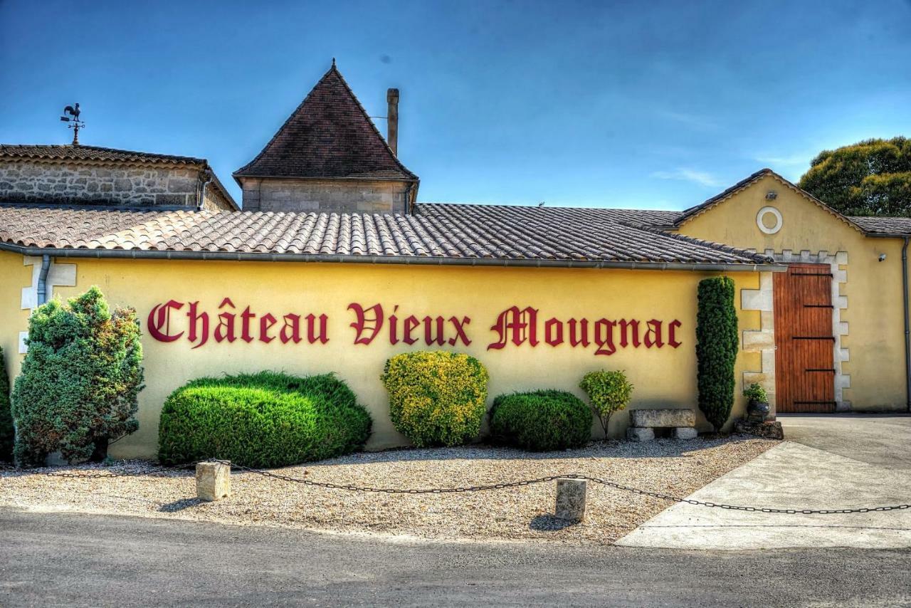 Chateau Vieux Mougnac Petit-Palais-et-Cornemps Exterior foto